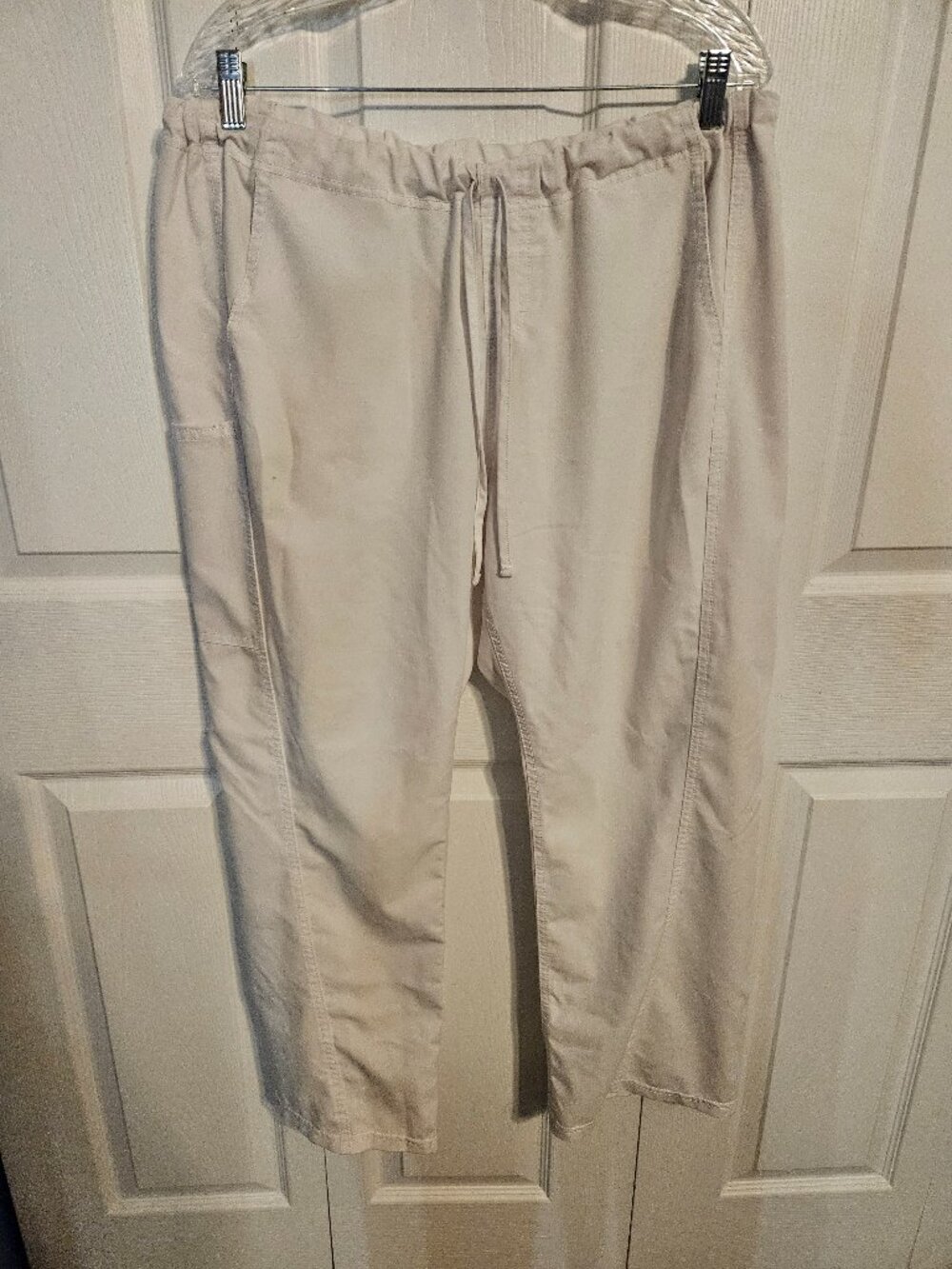 Cherokee White Scrub Pants